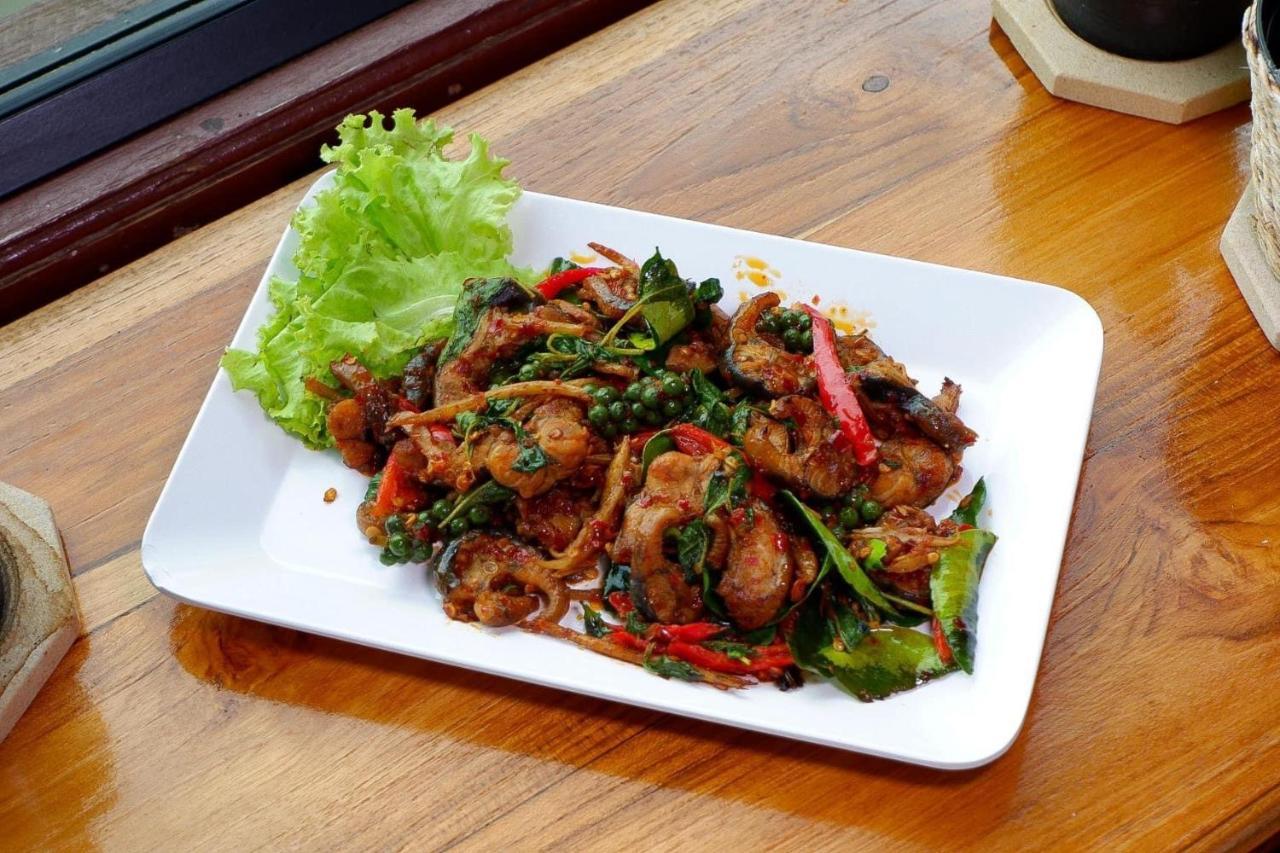 Srihome ยายศรีโฮมแอนแคมป์ปิ้ง Ban Don Tum Exterior foto